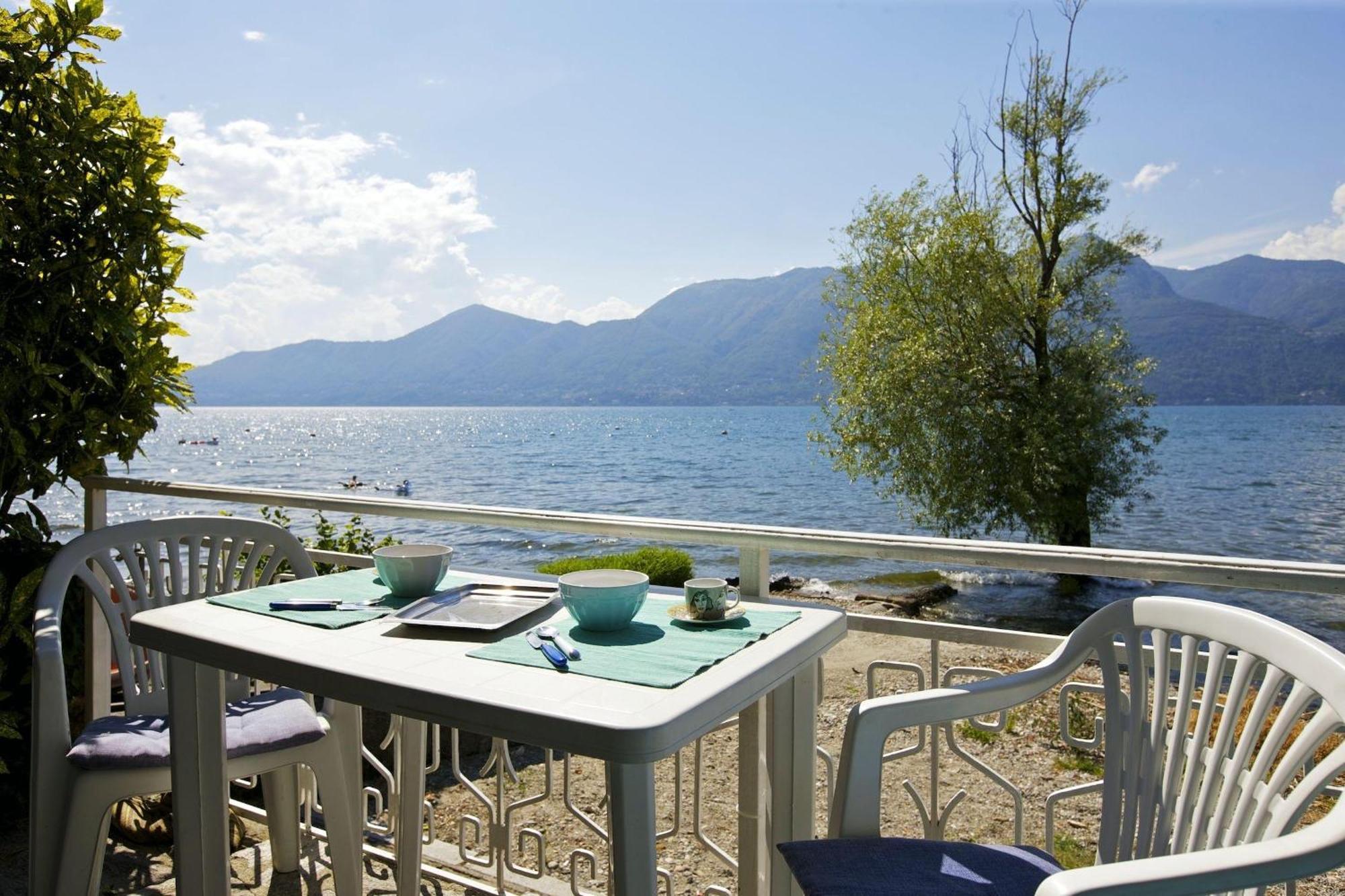 Casa Azzurra Villa Germignaga Exterior photo