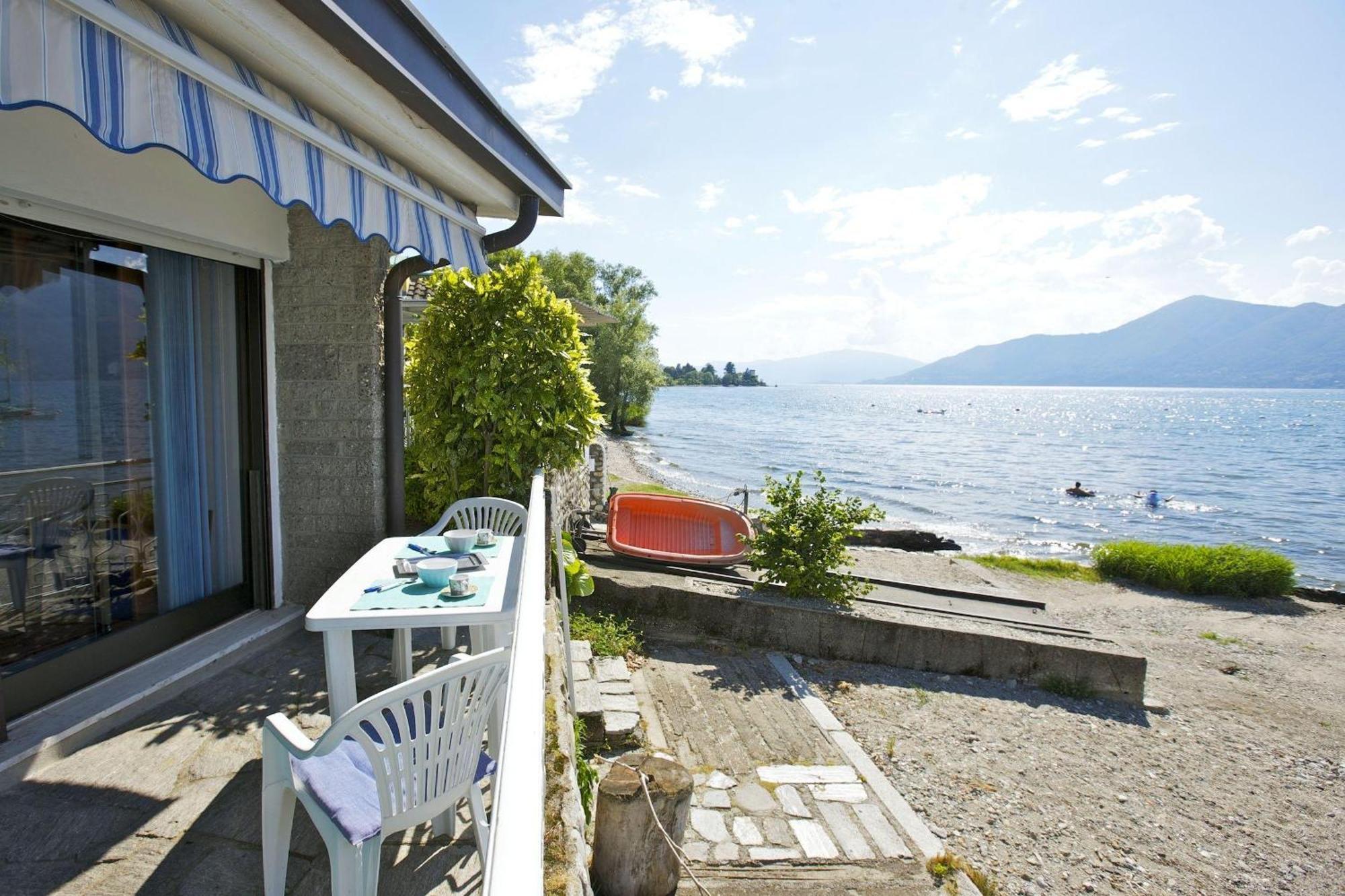 Casa Azzurra Villa Germignaga Exterior photo